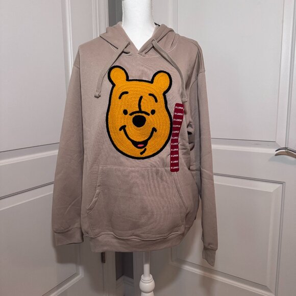 NWT Disney Winnie the Pooh Hoodie with embroidered Pooh / Hooded Sweatshirt / XL - Picture 1 of 6